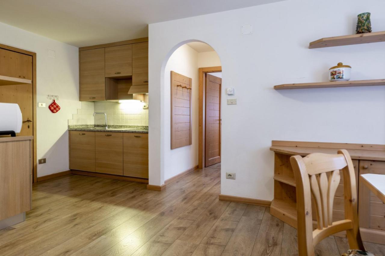 Ferienwohnung Stella Alpina Campitello di Fassa Exterior foto